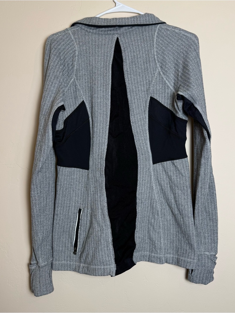 Lululemon Full Tilt 1/2 Zip Long Sleeve Pullover Herringbone Gray size 8 - Picture 2 of 6